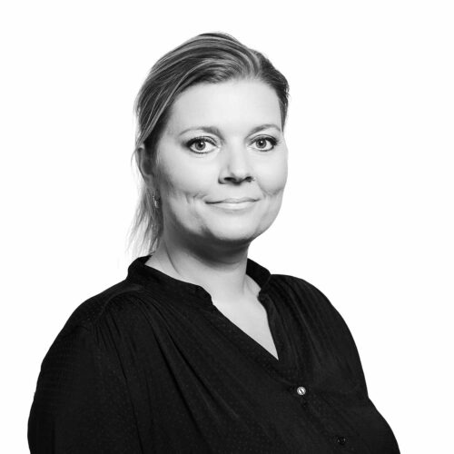 Moderne headshots til virksomheder Professionelt headshot med naturligt lys og moderne stil